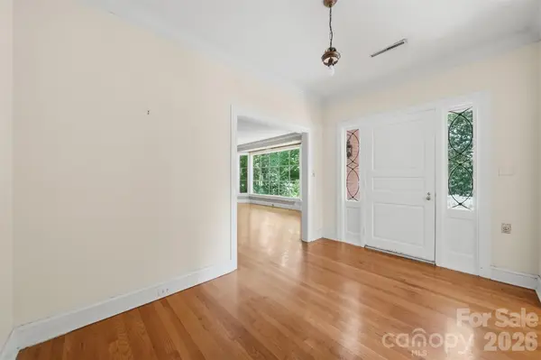 826 S College AVE, Newton, NC 28658