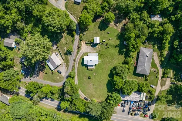 415 Weaverville RD #59 1/2 PT 59 & PT 60, Asheville, NC 28804