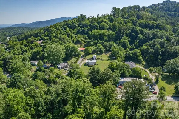415 Weaverville RD #59 1/2 PT 59 & PT 60, Asheville, NC 28804
