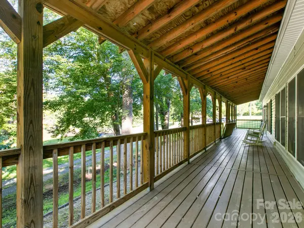 35 Cedar Farm RD, Asheville, NC 28803