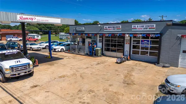 2755 US 70 HWY E, Morganton, NC 28655