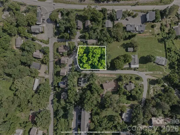 75 Green Oak RD, Asheville, NC 28804