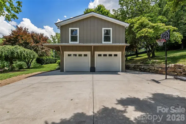 1574 Cashiers Valley RD, Brevard, NC 28712