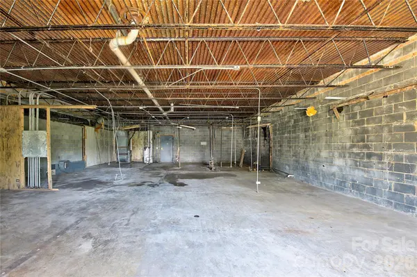 193 Walnut AVE, Spruce Pine, NC 28777