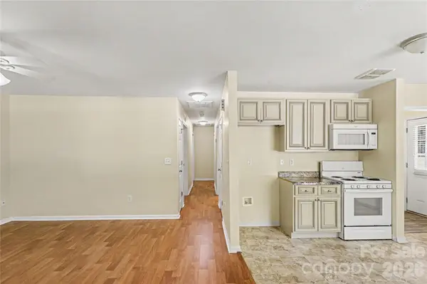 318 N Pryor ST, Gastonia, NC 28052