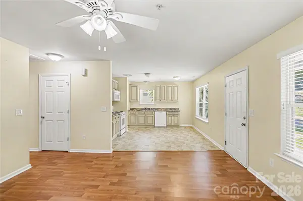 318 N Pryor ST, Gastonia, NC 28052
