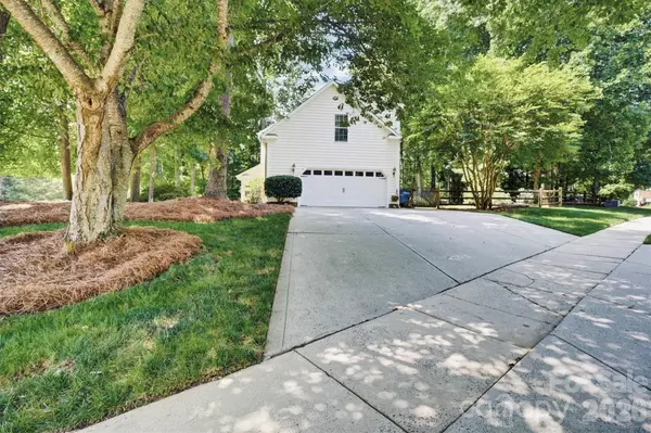 2908 Pinewood Hill DR, Matthews, NC 28105