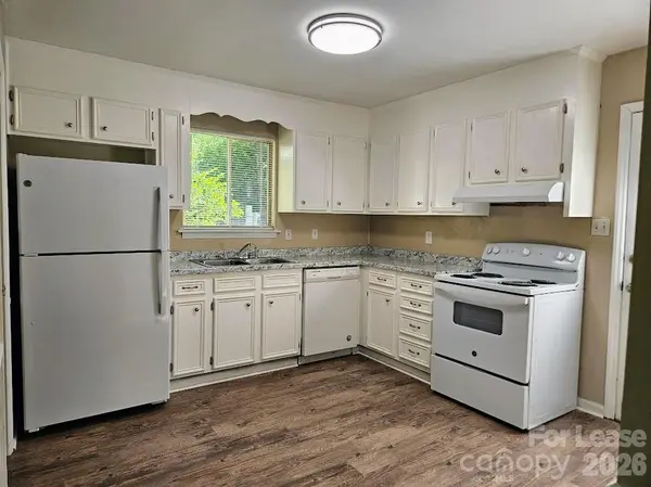 6815 Water Mill CT, Charlotte, NC 28215