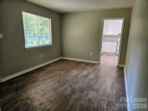 6815 Water Mill CT, Charlotte, NC 28215