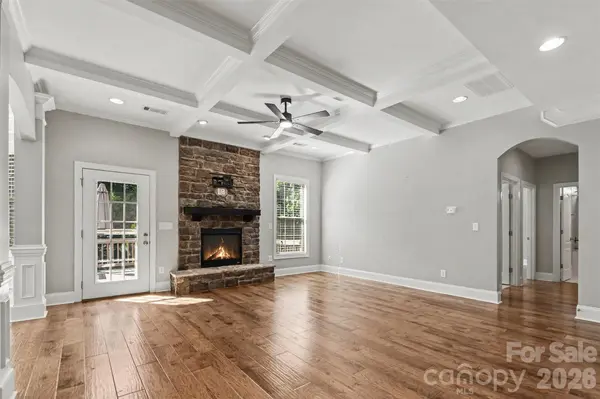4016 Widgeon WAY, Waxhaw, NC 28173