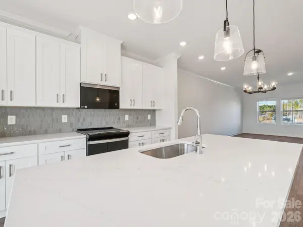 371 Golden Maple CT, Fort Mill, SC 29708