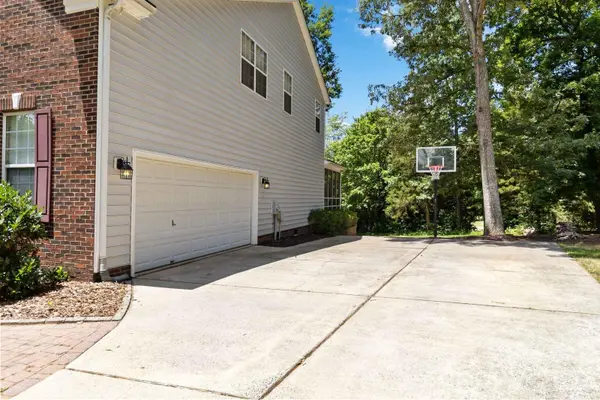 10606 Augustine Hill LN, Charlotte, NC 28227