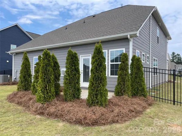 119 Port Bow DR, Troutman, NC 28166