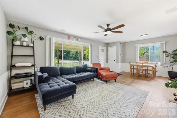 2736 Palm AVE, Charlotte, NC 28205