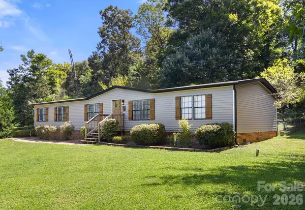 824 Joseph Antoon CIR, Stanley, NC 28164