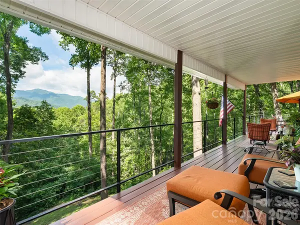 233 Rocky Face DR, Canton, NC 28716