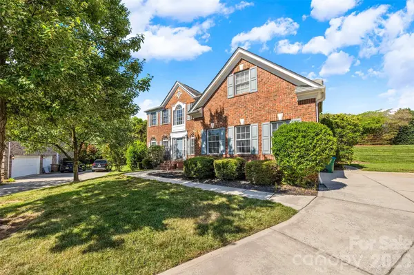 8408 Denholme DR, Waxhaw, NC 28173