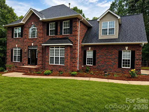 1914 Grigg LN, Waxhaw, NC 28173