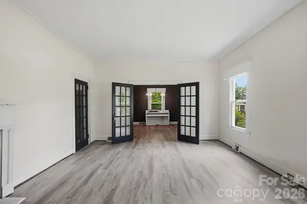 315 W Blakeney ST, Pageland, SC 29728