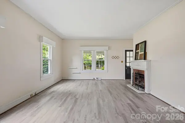 315 W Blakeney ST, Pageland, SC 29728