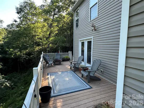 1480 Pine Mountain DR, Connelly Springs, NC 28612