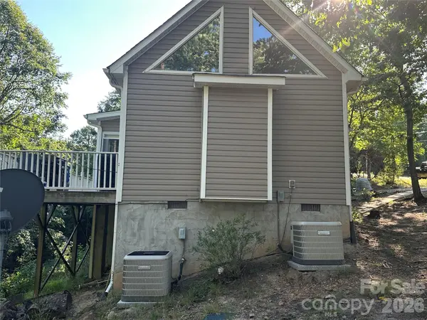 1480 Pine Mountain DR, Connelly Springs, NC 28612