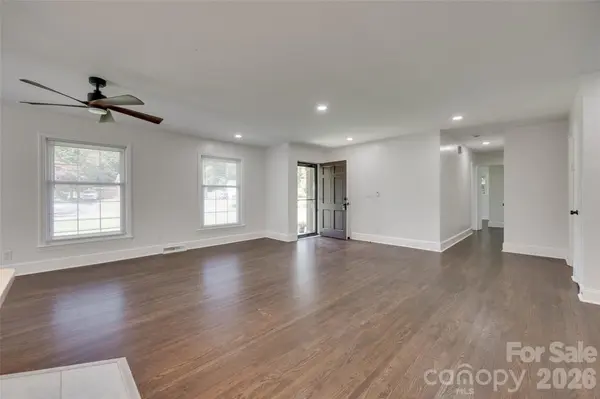 5731 Brookhaven RD, Charlotte, NC 28210