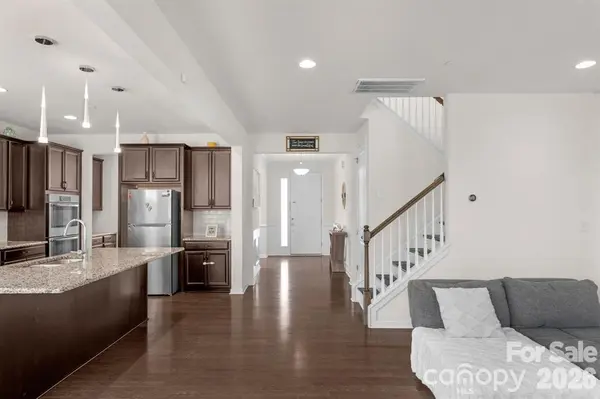 930 Parkland PL NW, Concord, NC 28027