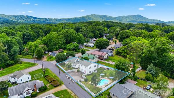 408 Garrou AVE SE, Valdese, NC 28690