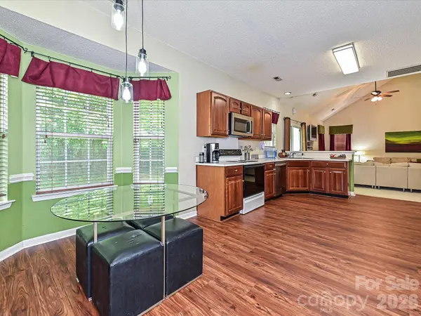 6719 Reedy Creek RD, Charlotte, NC 28215