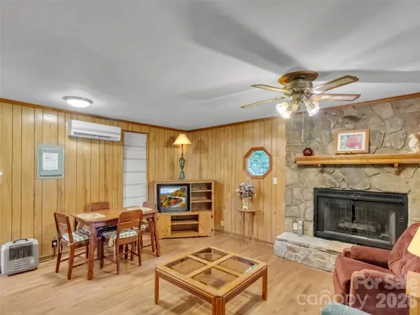 279 Rocky Top RD, Maggie Valley, NC 28751