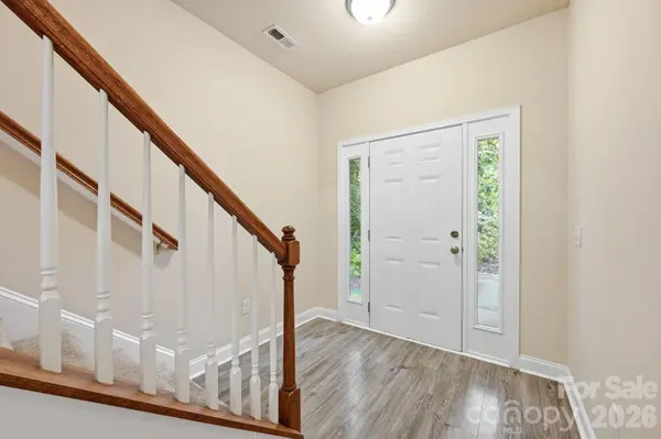 7820 Rockland DR, Charlotte, NC 28213