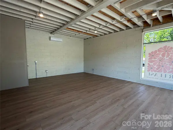 452 Wall ST, Waynesville, NC 28786