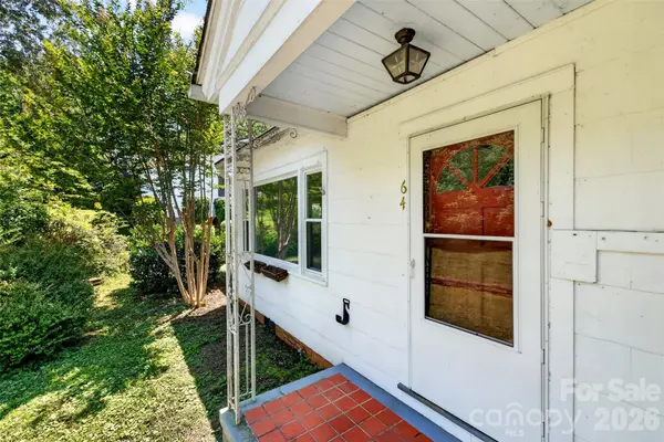 64 Second ST, Tryon, NC 28782
