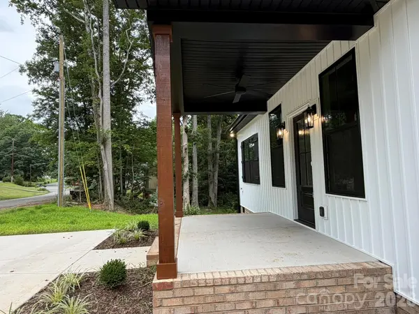 310 Willow ST, Stanley, NC 28164
