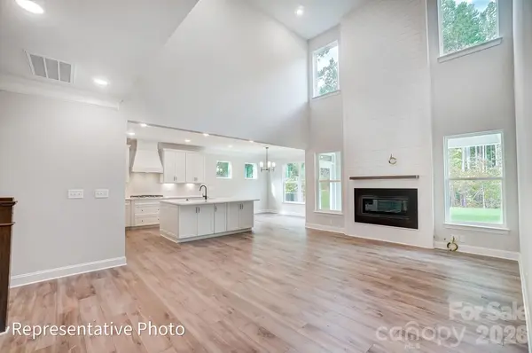 8011 James Query RD, Charlotte, NC 28227