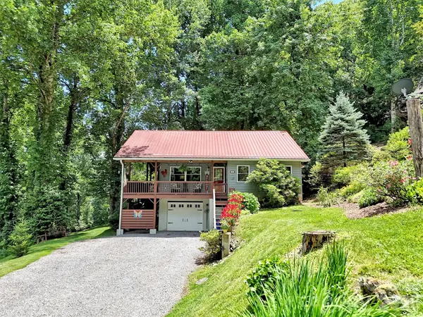 10 Bridle DR,  Maggie Valley,  NC 28751