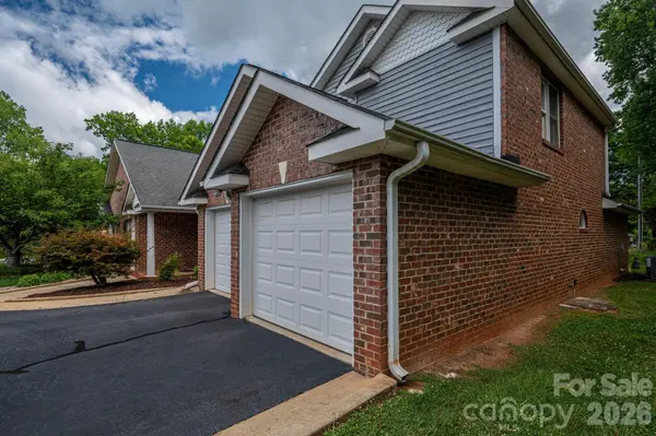 112 Mooreland DR NE, Conover, NC 28613