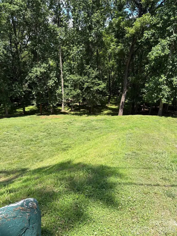 125 Lane ST, Morganton, NC 28655