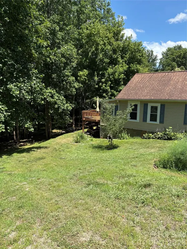 125 Lane ST, Morganton, NC 28655