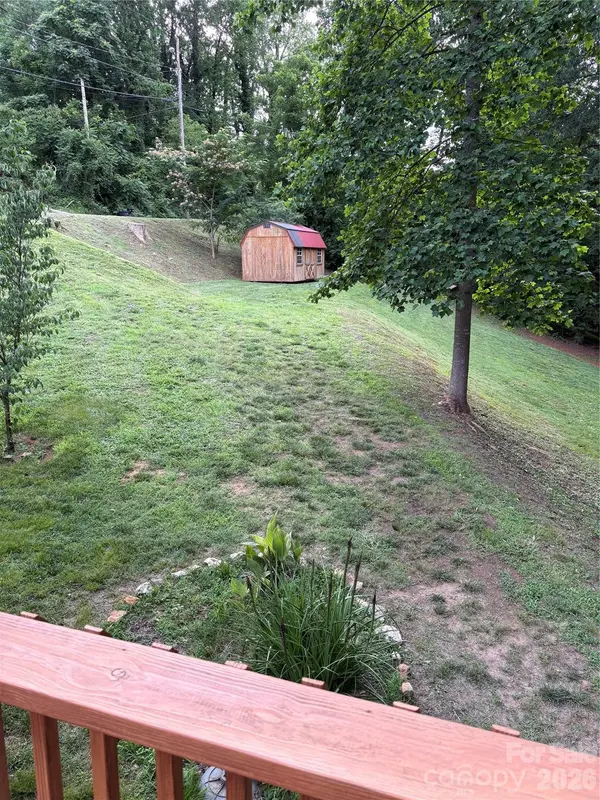 125 Lane ST, Morganton, NC 28655