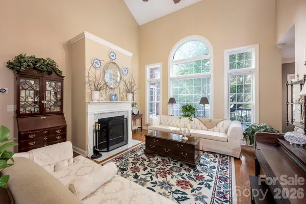 5523 Weavers ROW, Gastonia, NC 28056