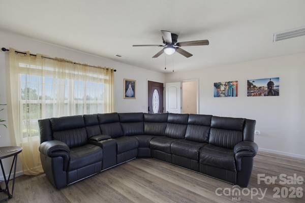 660 Tyro RD, Lexington, NC 27295