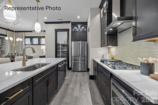451 Pitch Pine ST, Fort Mill, SC 29715