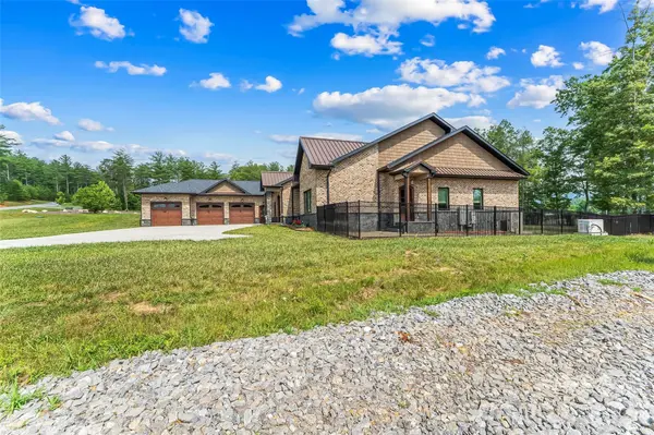 95 Linville View DR, Nebo, NC 28761
