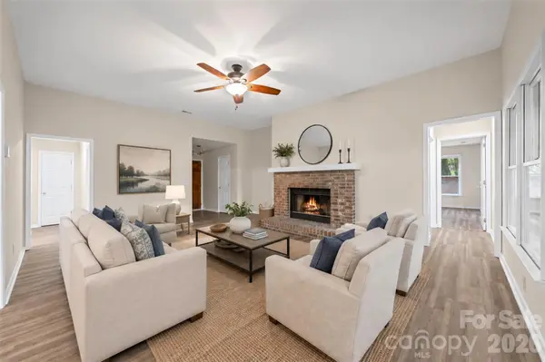 5053 Suwarrow CT, Tega Cay, SC 29708