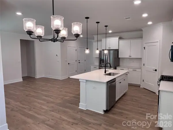 2028 Skyhawk DR, York, SC 29745