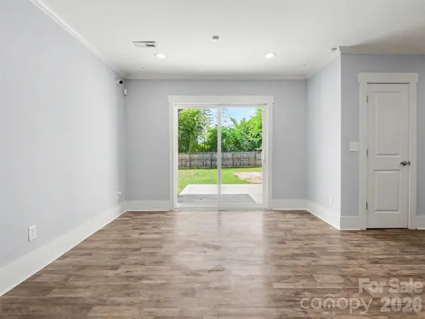 12 Mills AVE NW, Concord, NC 28027