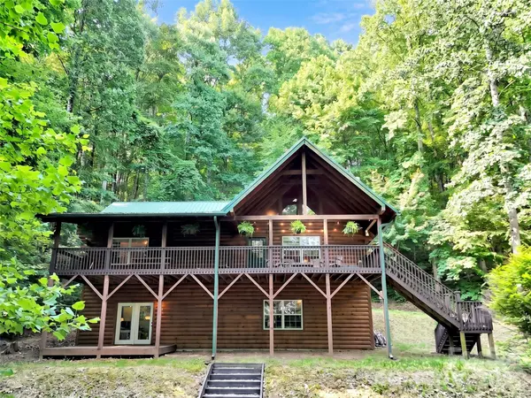 49 Brandywine RD, Waynesville, NC 28786