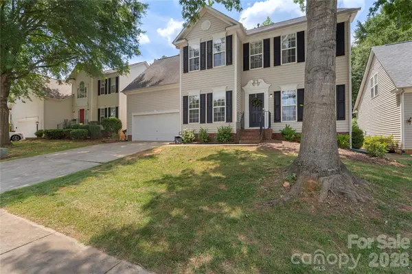 12002 Harmon LN, Pineville, NC 28134